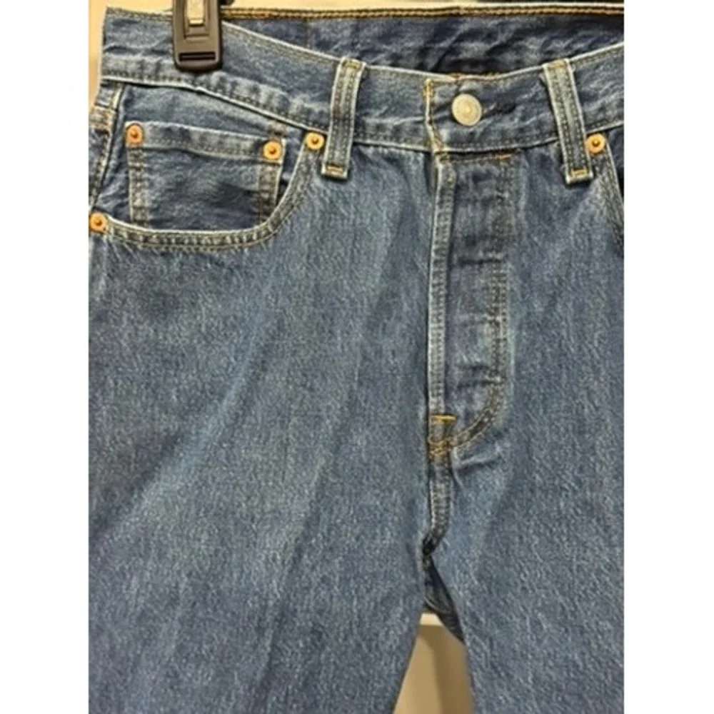 Levis 501 Original Fit Jeans Mens 31x32 Blue‎ Denim Straight Leg Button Fly